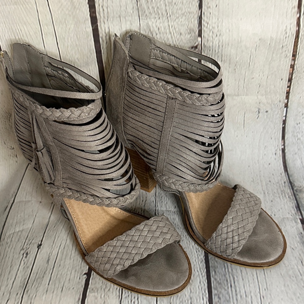 Beast Fashion Stylish Gray Women's Sandals